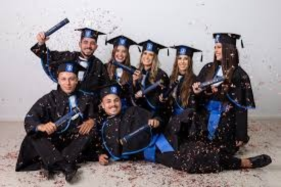 Diploma atrasado pela instituição: quais direitos o aluno pode exigir na Justiça?